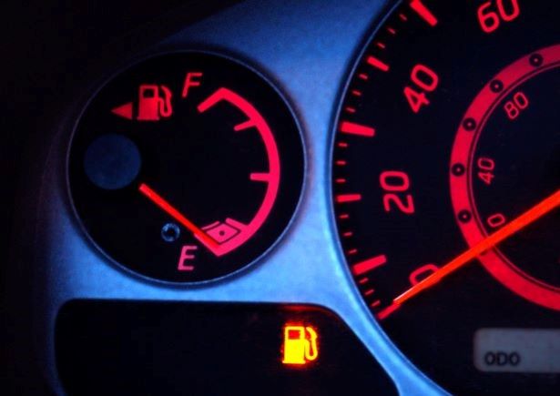 Fuel gauge and empty light